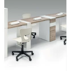 Tavoli Manicure con cassettiera ed espositore smalti